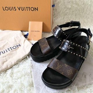 ルイヴィトン 花柄 キャンバスレザー バックストラップ付き ハイヒール