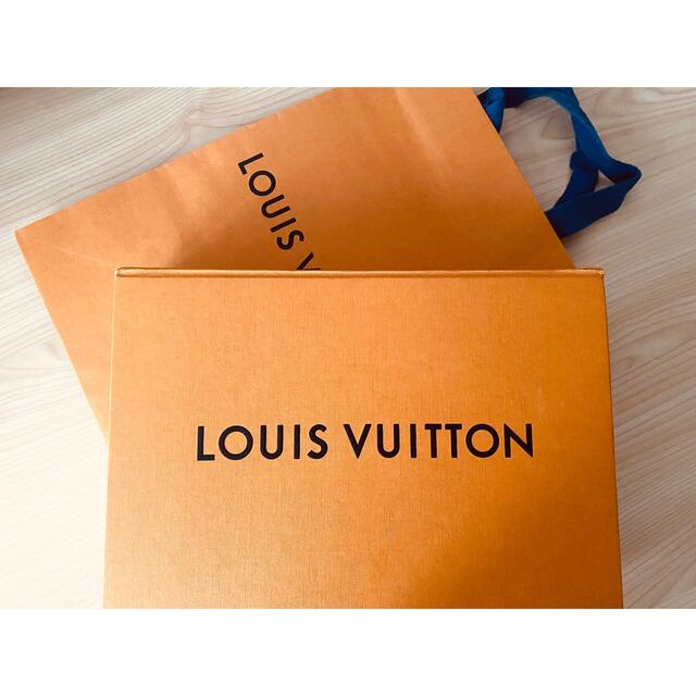 LOUIS VUITTON(ルイヴィトン)のルイヴィトン　モノグラム　デニム　ショール　大判　シルク レディースのファッション小物(マフラー/ショール)の商品写真