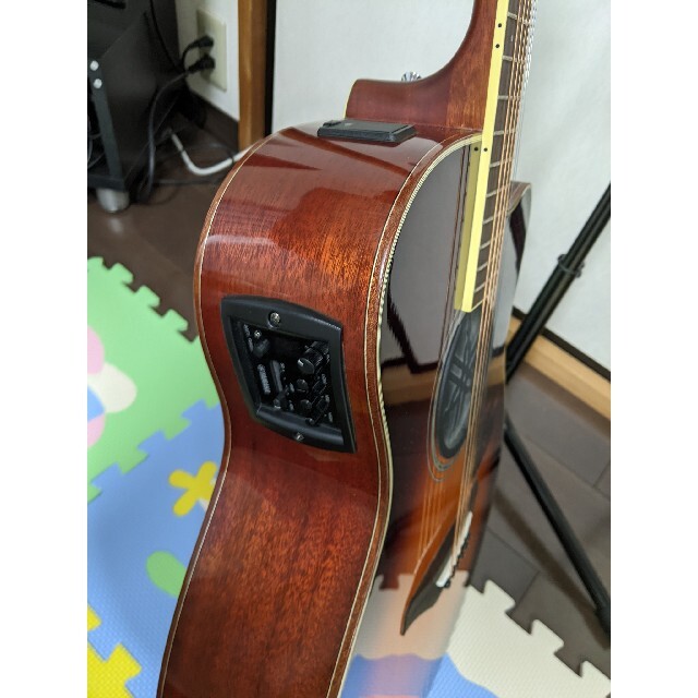 ヤマハ(ヤマハ)のエレアコ（ヤマハFSC825C）＆セミハードケース 楽器のギター(アコースティックギター)の商品写真