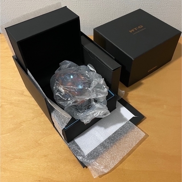 G-SHOCK(ジーショック)の新品未使用 国内正規品 MTG-B2000XMG-1AJR  154,000円 メンズの時計(腕時計(アナログ))の商品写真