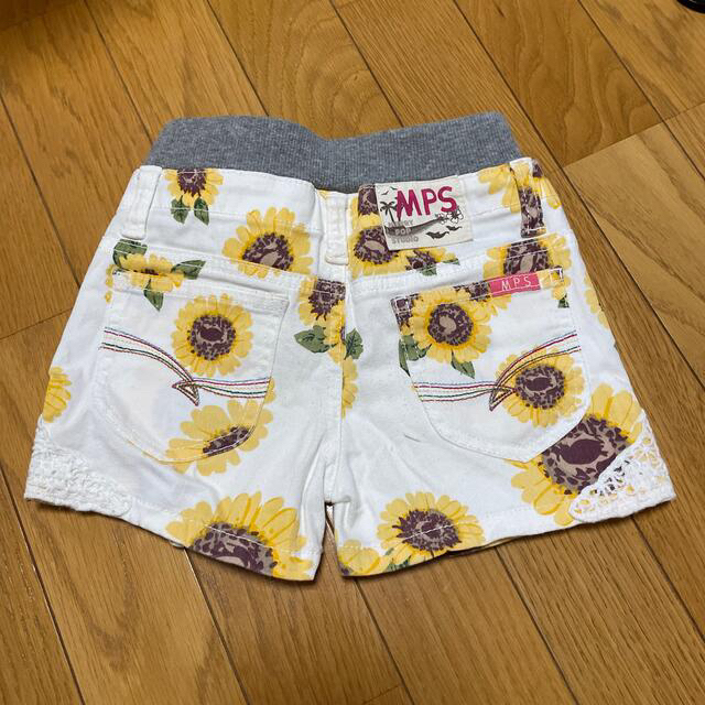 MPS(エムピーエス)の【Right-on】 ショートパンツ 110cm ひまわり キッズ/ベビー/マタニティのキッズ服女の子用(90cm~)(パンツ/スパッツ)の商品写真