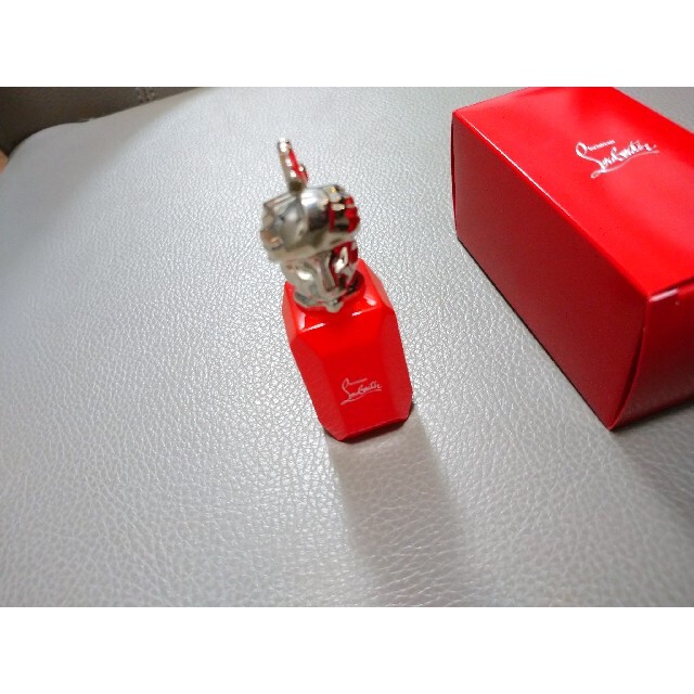 Christian Louboutin(クリスチャンルブタン)のルブタン ルビワールド ルビラージ 9ml コスメ/美容の香水(香水(女性用))の商品写真