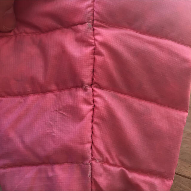 patagonia(パタゴニア)のpatagpnia ダウン　セーター　4T　100-110㎝ キッズ/ベビー/マタニティのキッズ服女の子用(90cm~)(ジャケット/上着)の商品写真