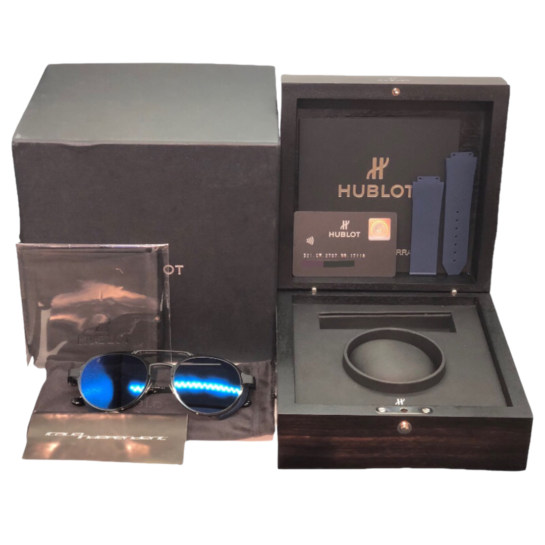 HUBLOT(ウブロ)の　ウブロ HUBLOT クラシックフュージョン  521.CM2707.NR.ITI18 チタニウム、セラミック、SS 自動巻き メンズ 腕時計 メンズの時計(その他)の商品写真