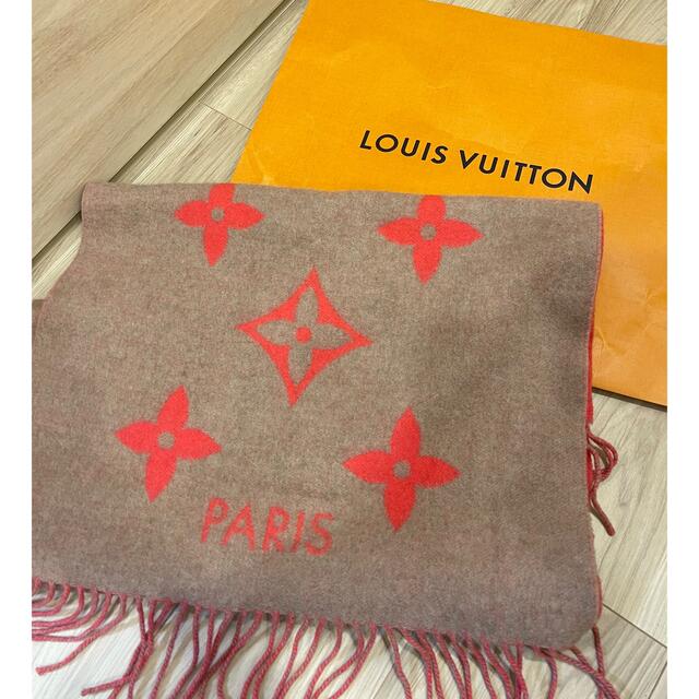 LOUIS VUITTON(ルイヴィトン)のLOUIS VUITTON エシャルプレイキャビック　ピンク レディースのファッション小物(マフラー/ショール)の商品写真