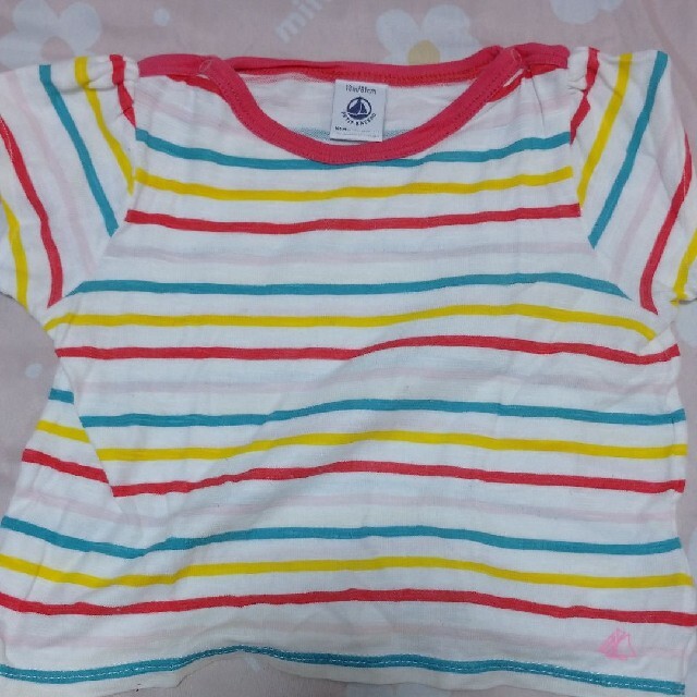 PETIT BATEAU(プチバトー)のプチバトー Tシャツ キッズ/ベビー/マタニティのベビー服(~85cm)(Ｔシャツ)の商品写真