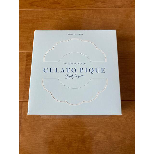 gelato pique(ジェラートピケ)の※ビナ様専用　ジェラートピケ　タオルハンカチ　ハンドタオル レディースのファッション小物(ハンカチ)の商品写真