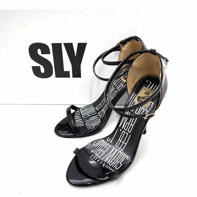 SLY(スライ)のスライ SLY エナメル ストラップ ヒール サンダル S レディースの靴/シューズ(サンダル)の商品写真