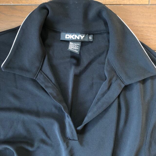 DKNY(ダナキャランニューヨーク)のDKNY  襟付きカットソー レディースのトップス(カットソー(半袖/袖なし))の商品写真