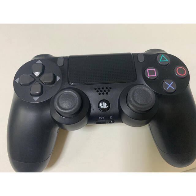 PlayStation4(プレイステーション4)のPS4 本体  エンタメ/ホビーのゲームソフト/ゲーム機本体(家庭用ゲーム機本体)の商品写真