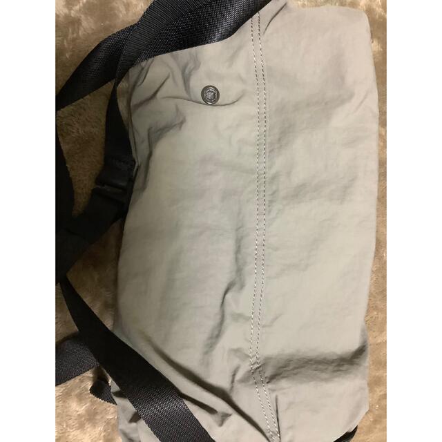 lululemon(ルルレモン)のルルレモン　Fast track bag ショルダーバッグ　バッグ スポーツ/アウトドアのトレーニング/エクササイズ(ヨガ)の商品写真