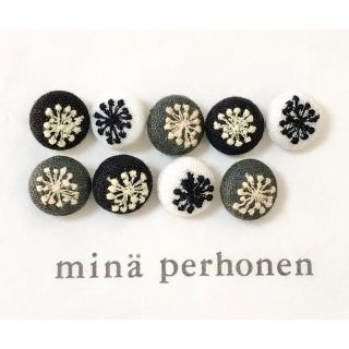 ミナペルホネン(mina perhonen)のハンドメイド くるみボタン jelly flower 9個セット ミナペルホネン(その他)