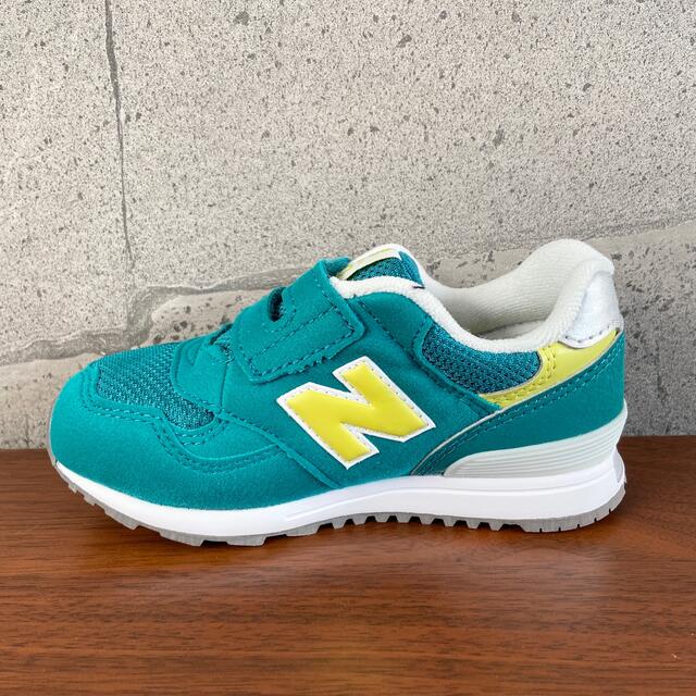 New Balance(ニューバランス)の【新品】15センチ グリーン×ライム ニューバランス スニーカー キッズ キッズ/ベビー/マタニティのキッズ靴/シューズ(15cm~)(スニーカー)の商品写真