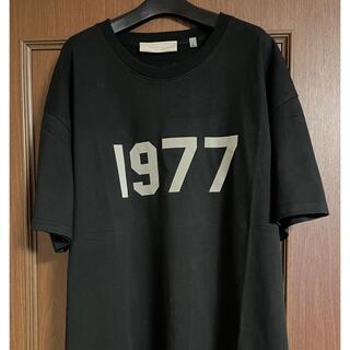 フィアオブゴッド(FEAR OF GOD)のFOG ESSENTIALS 1977 Tシャツエッセンシャルズ(Tシャツ/カットソー(半袖/袖なし))