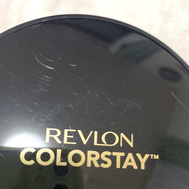 REVLON(レブロン)のレブロン カラーステイ クッション ロングウェア　ファンデーション  バニラ コスメ/美容のベースメイク/化粧品(ファンデーション)の商品写真