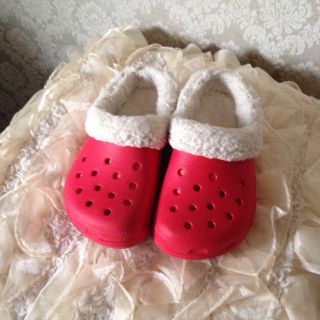 クロックス(crocs)のクロックス J3 20cm ボア 赤(サンダル)