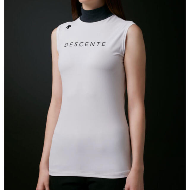 DESCENTE(デサント)の美品　デサント　スカート　トップス　セット スポーツ/アウトドアのゴルフ(ウエア)の商品写真