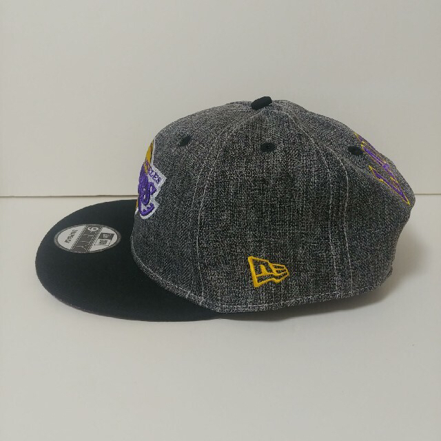 NEW ERA(ニューエラー)の新品 未使用品 NEW ERA製 キャップ NBA ロサンゼルス レイカーズ メンズの帽子(キャップ)の商品写真
