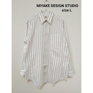 イッセイミヤケ(ISSEY MIYAKE)のMIYAKE DESIGN STUDIO ミヤケデザインスタジオストライプシャツ(シャツ)