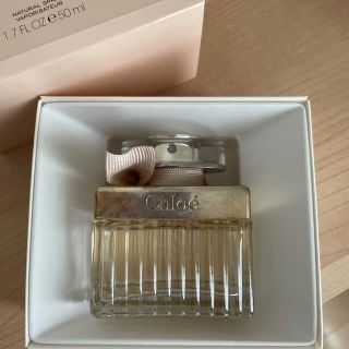 クロエ(Chloe)のChloe クロエ　オードパルファム 50ml(香水(女性用))