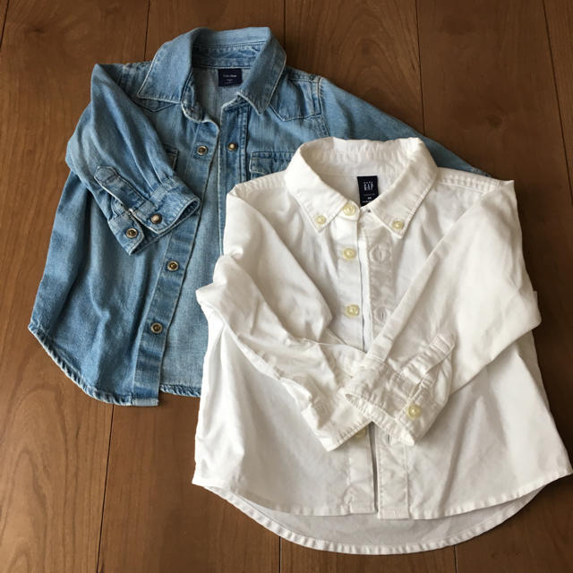 GAP(ギャップ)のGAPシャツセット キッズ/ベビー/マタニティのキッズ服男の子用(90cm~)(Tシャツ/カットソー)の商品写真