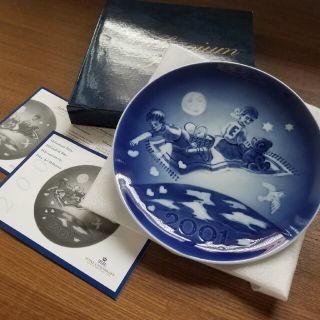 ロイヤルコペンハーゲン(ROYAL COPENHAGEN)のロイヤルコペンハーゲン ミレニアムプレート 2001 イヤープレート(置物)