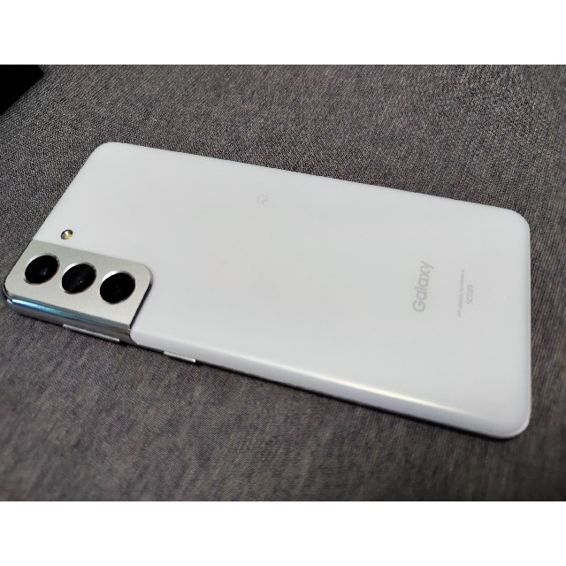 ほぼ新品 auGalaxyS21 5GホワイトSCG09判定◯送料無料シムフリー 4