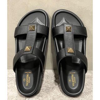 VALENTINO - ヴァレンティノ サンダル スタッズ valentino サイズ42の