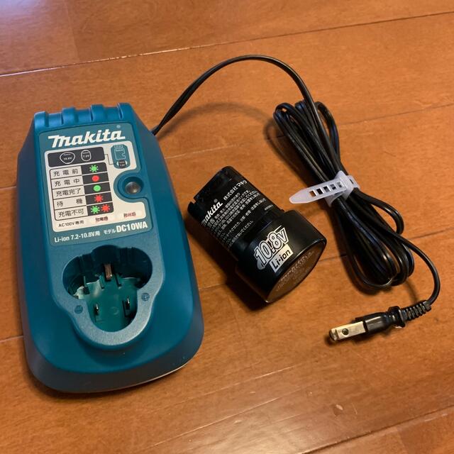 Makita(マキタ)のマキタ　バッテリー　充電器　BL1013 スポーツ/アウトドアの自転車(工具/メンテナンス)の商品写真