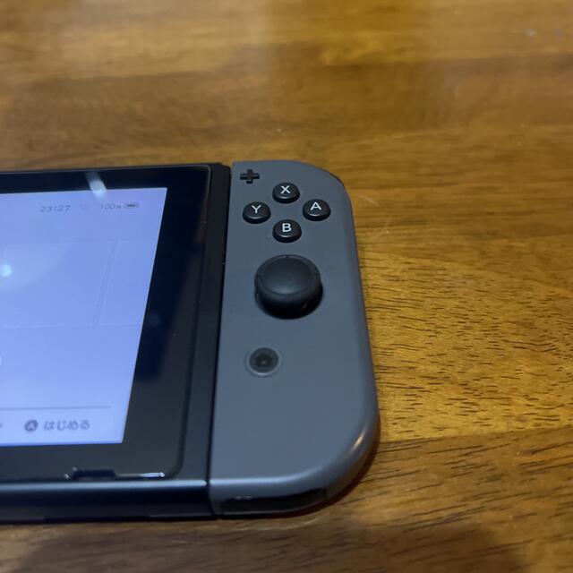 Nintendo Switch(ニンテンドースイッチ)の[送料無料] Nintendo Switch バッテリー強化モデル エンタメ/ホビーのゲームソフト/ゲーム機本体(携帯用ゲーム機本体)の商品写真