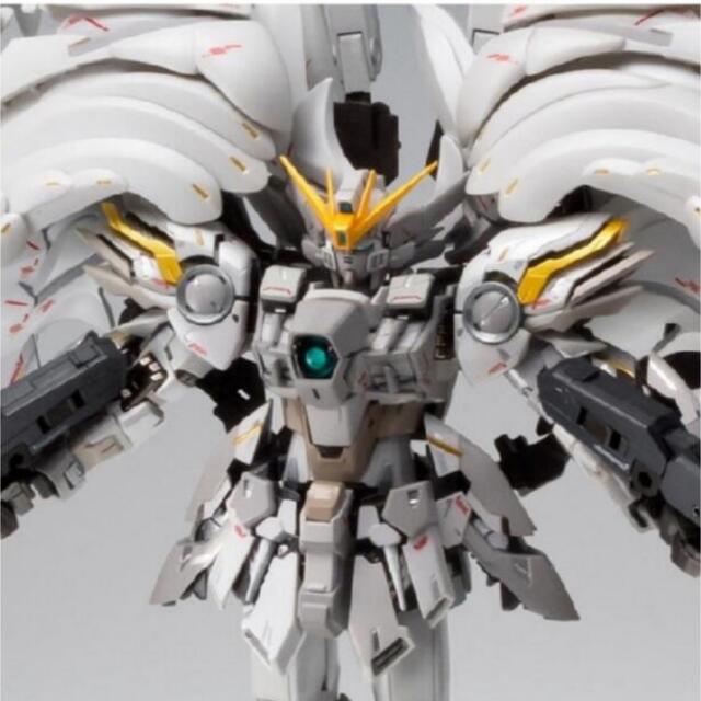 BANDAI(バンダイ)のMETAL COMPOSITE ウイングガンダム スノーホワイトプレリュード エンタメ/ホビーのおもちゃ/ぬいぐるみ(模型/プラモデル)の商品写真