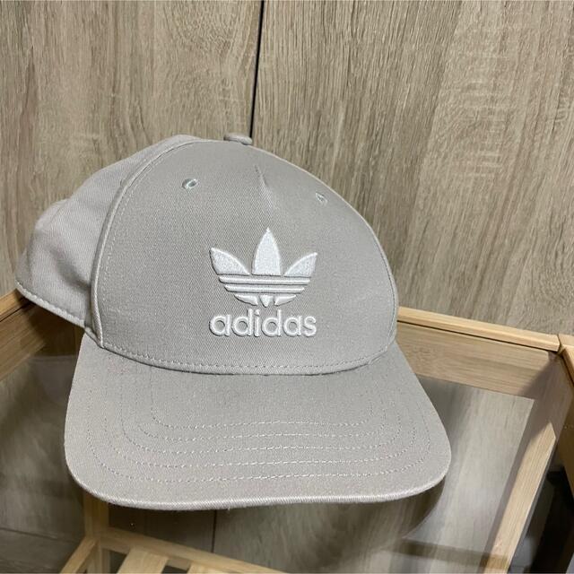 adidas(アディダス)のadidas originals キャップ レディースの帽子(キャップ)の商品写真