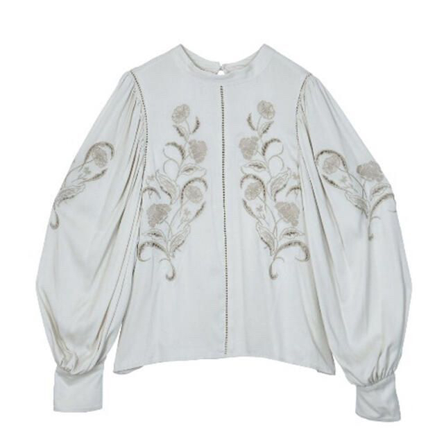 Ameri VINTAGE(アメリヴィンテージ)のAmeri VINTAGE LADY EMBROIDERY PUFF BLO完売 レディースのトップス(シャツ/ブラウス(長袖/七分))の商品写真