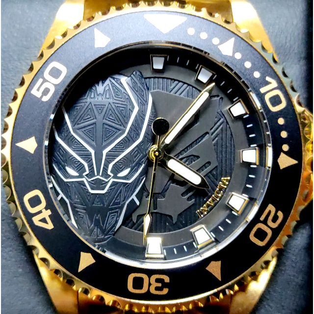 INVICTA(インビクタ)の$795 インビクタ MARVEL ブラックパンサー ブラック×ゴールド 限定 メンズの時計(腕時計(アナログ))の商品写真