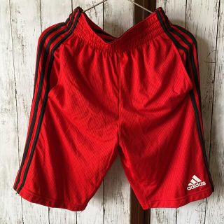 アディダス(adidas)のadidas ハーフパンツ(ショートパンツ)