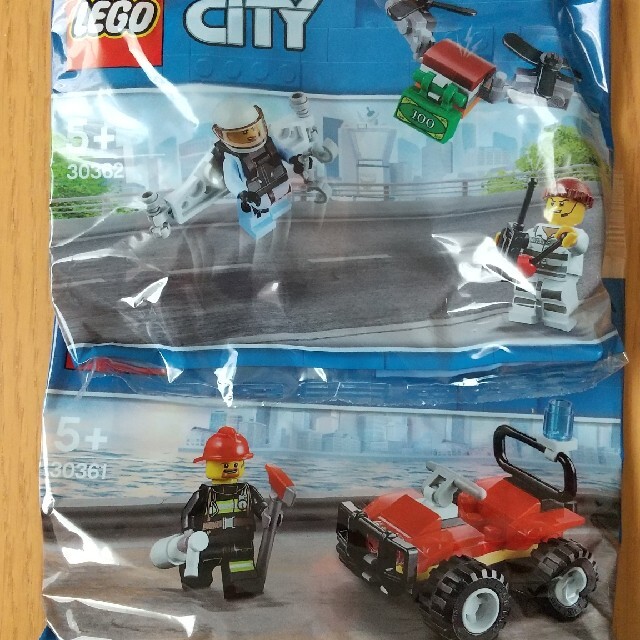 Lego - 未開封☆ レゴシティ 4点セットの通販 by とみか|レゴならラクマ