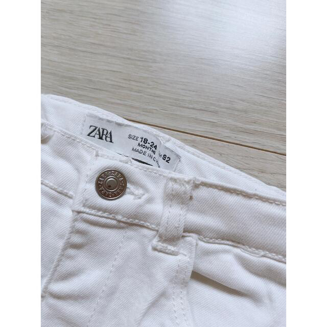 ZARA(ザラ)のZARA BABY 90cm ミニフレアツイルパンツ  フレア パンツ キッズ/ベビー/マタニティのキッズ服女の子用(90cm~)(パンツ/スパッツ)の商品写真