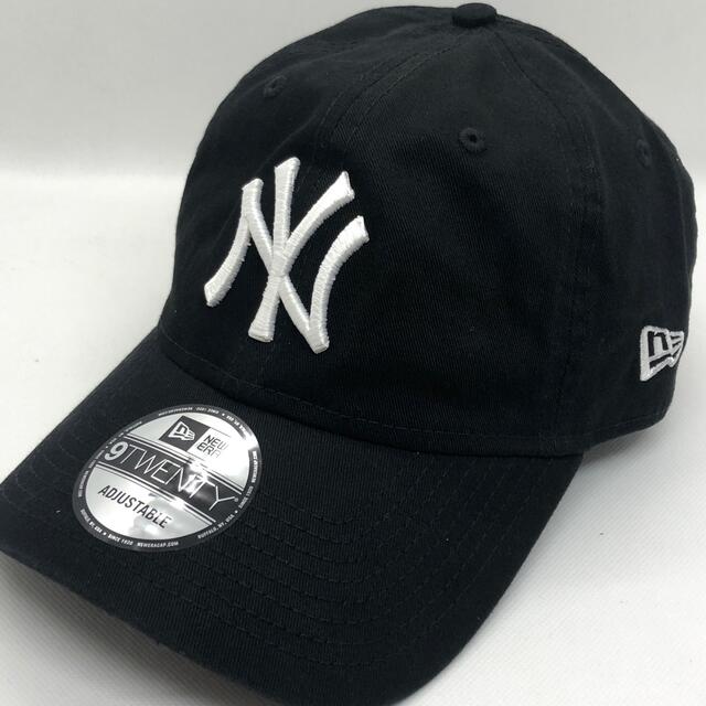 MOMA(モマ)の✨新品未使用　★New Era✖️MoMA★ NYヤンキース　キャップ　ブラック メンズの帽子(キャップ)の商品写真