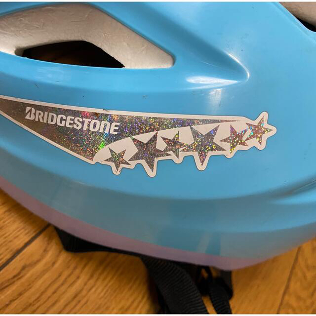 BRIDGESTONE(ブリヂストン)の子供用 ヘルメット bikke 、BRIDGESTONE 2点 ☆1点売り可 キッズ/ベビー/マタニティの外出/移動用品(自転車)の商品写真