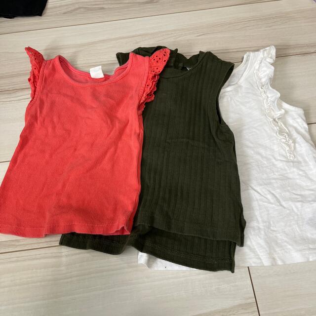 babyGAP(ベビーギャップ)のタンクトップセット キッズ/ベビー/マタニティのキッズ服女の子用(90cm~)(Tシャツ/カットソー)の商品写真