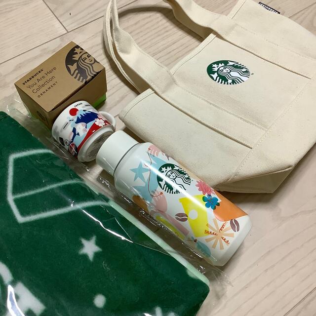 Starbucks Coffee(スターバックスコーヒー)のスタバ福袋2022 ミニトート　限定タンブラー　ブランケット等まとめて レディースのバッグ(トートバッグ)の商品写真