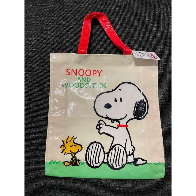 SNOOPY(スヌーピー)の【新品】スヌーピー　手提げバッグ レディースのバッグ(トートバッグ)の商品写真