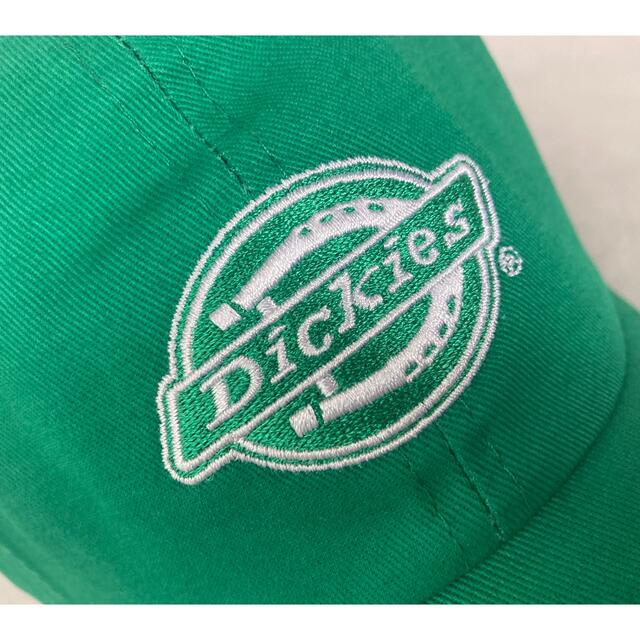 Dickies(ディッキーズ)の❤️新品入荷❣️男女兼用Dickies EM刺繍ツイルキャップ レディースの帽子(キャップ)の商品写真