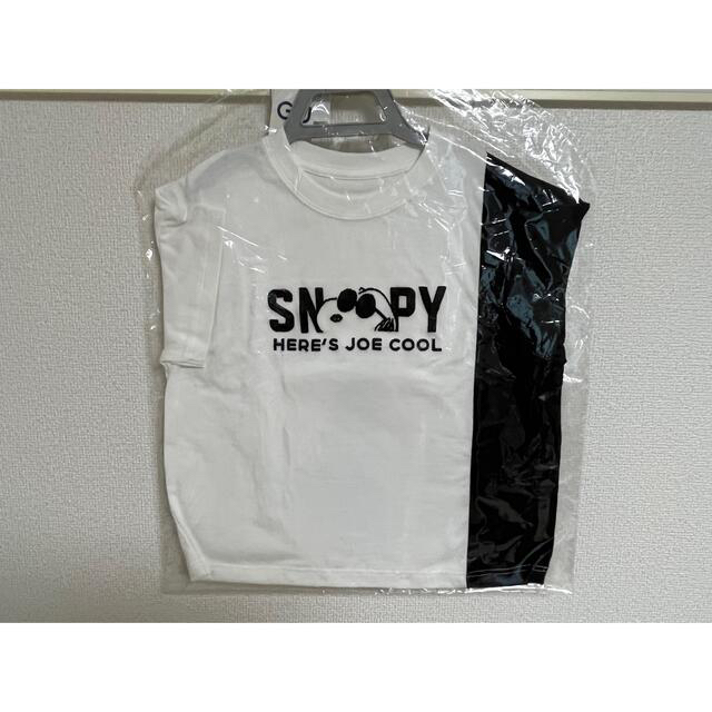 GU(ジーユー)のスヌーピー　Tシャツ　100 キッズ/ベビー/マタニティのキッズ服女の子用(90cm~)(Tシャツ/カットソー)の商品写真