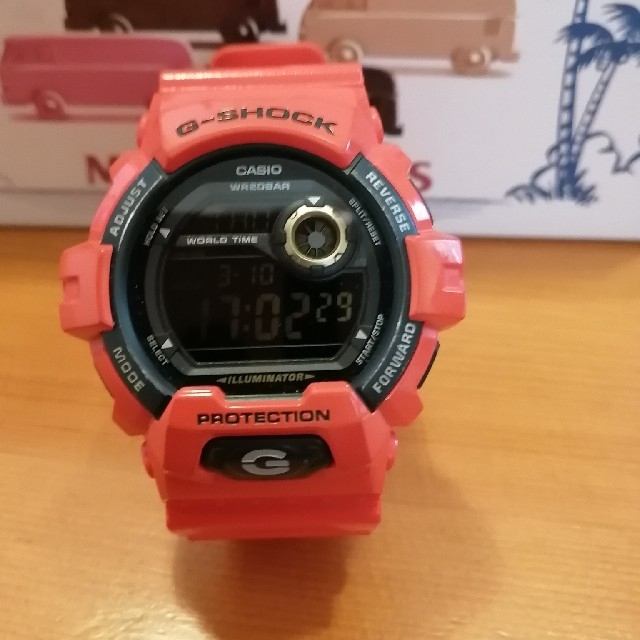 激レアカラー　海外モデル　G-SHOCK　G-8900Aレッド