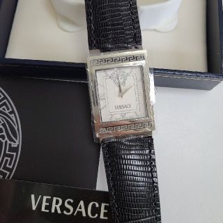GIANNI VERSACE ジャンニヴェルサーチ 腕時計 アクセサリー ピン
