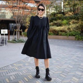 ザラ(ZARA)のGypsohila ワンピース　タックドレス　ジプソフィア　新品未使用タグ付き(ひざ丈ワンピース)