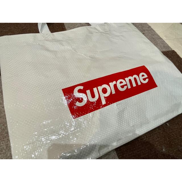 Supreme(シュプリーム)の【送料込み】supreme エコバッグサイズ小  メンズのバッグ(エコバッグ)の商品写真