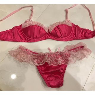 ラヴィジュール(Ravijour)のラヴィジュール♡B65-70 ブラset Tバック(ブラ&ショーツセット)