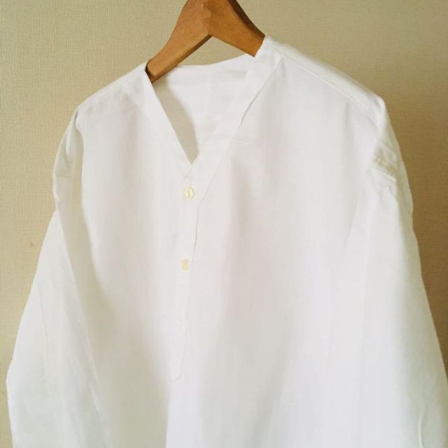 ロシア軍 スリーピングシャツ 54-3 春夏 デッドストック ホワイト メンズのトップス(Tシャツ/カットソー(七分/長袖))の商品写真